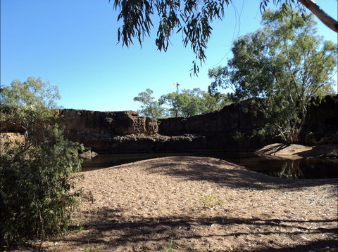 Kooroorinya Falls Nature Reserve - Queensland Tourism 2