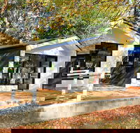 Russ Studios - Queensland Tourism