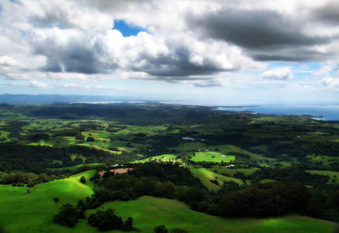Saddleback Mountain Lookout - QLD Tourism 1