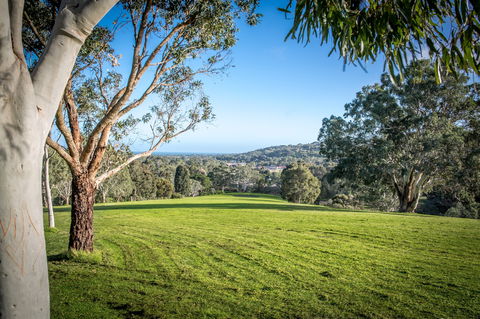 Yankalilla Memorial Park - Queensland Tourism 2