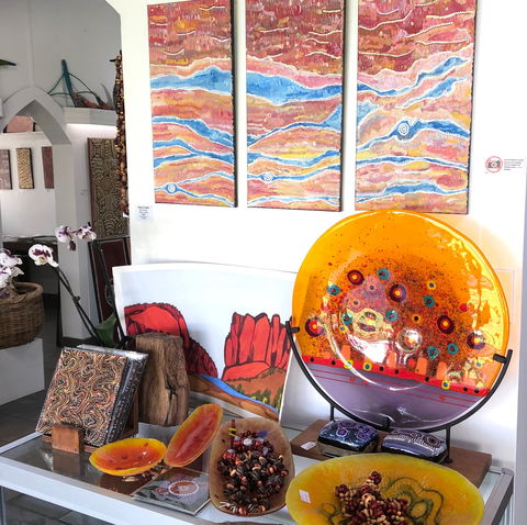Yubu Napa Art Gallery And Studio - Queensland Tourism 2