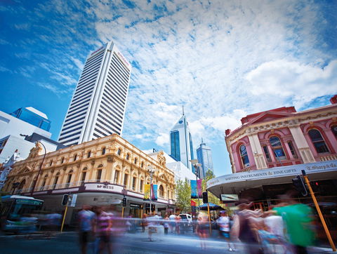 A Day In Perth - QLD Tourism 2