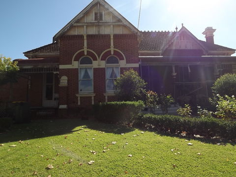 Antiques Of The Riverina - Antique Trail - QLD Tourism 1