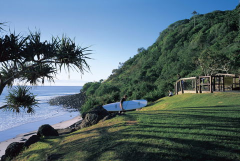 Burleigh Heads - Queensland Tourism 2