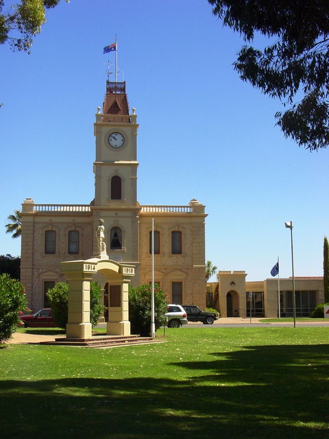 Discovering Historic Kadina Town Drive - Queensland Tourism 0