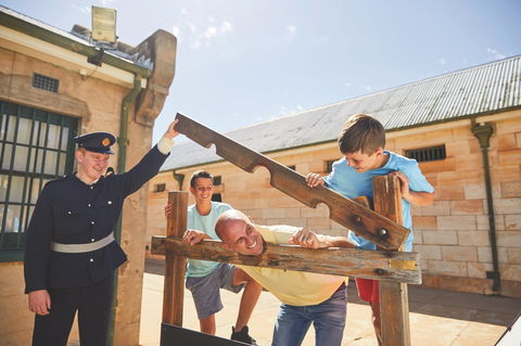 Dubbo - Queensland Tourism 1