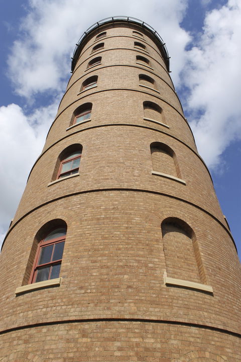 East  Bundaberg Water Tower - Queensland Tourism 1