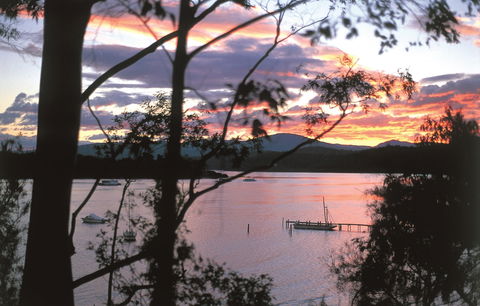 Kayaking The Lower Clyde River - Batemans Bay And Nelligen - Queensland Tourism 2
