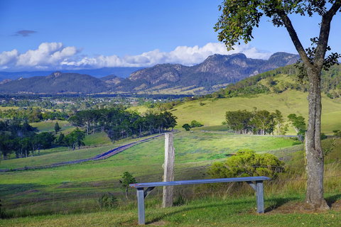 Mograni Lookout, Gloucester - QLD Tourism 0