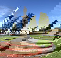 Naracoorte Town Square - Queensland Tourism