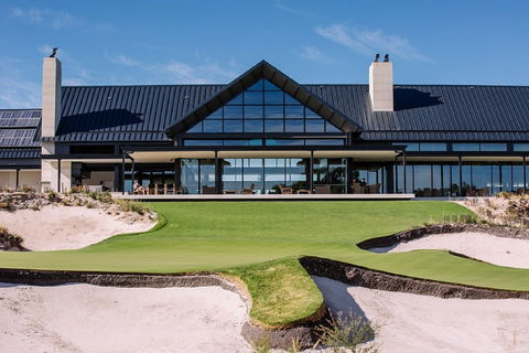 Peninsula Kingswood Country Golf Club - Queensland Tourism 0