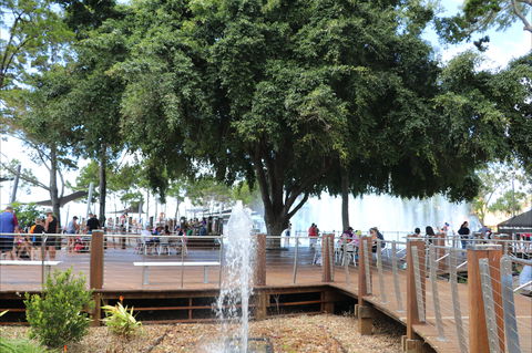 Wetside Water Park - Queensland Tourism 1