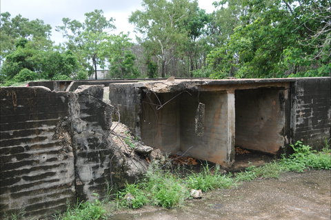 WWII Quarantine Anti Aircraft Battery Site - QLD Tourism 1
