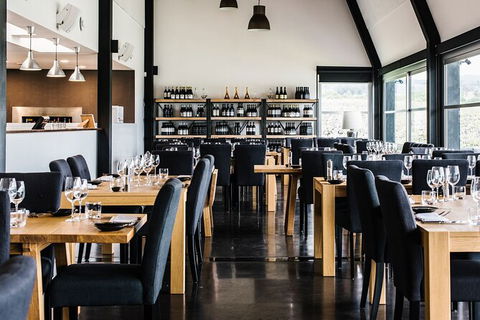 3-Hour Hunter Valley Scenic Helicopter Tour Including 3-Course Lunch From Cessnock - Queensland Tourism 3