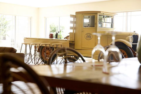 Tulloch Wines- Mystery Wine Tasting Experience With Local Cheese And Charcuterie - Queensland Tourism 10