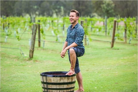 Hunter Valley Grape Stomping - Queensland Tourism 0