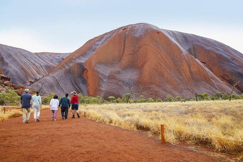 Explore Uluru: 7 Hours Guide Tour At Sunrise With Light Breakfast - QLD Tourism 5