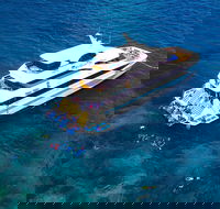 Great Barrier Reef Snorkeling and Diving Cruise from Cairns - Queensland Tourism
