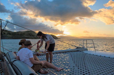 Sunset Sail In The Whitsundays - QLD Tourism 5