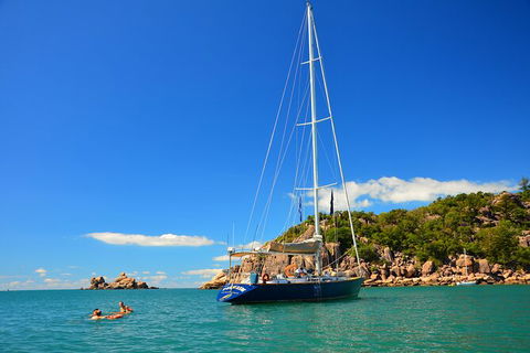 Helicopter And Magnetic Island Sailing - Queensland Tourism 1