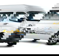11 Seat Minibus  Sunshine Coast Airport Private Transfer - Queensland Tourism