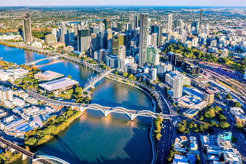 Brisbane Airport Transfers : Brisbane To Brisbane Airport BNE In Luxury Car - QLD Tourism 1