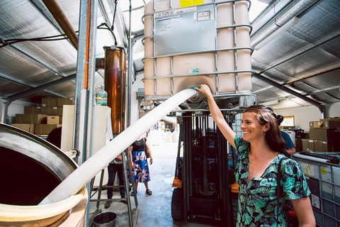 Tasmanian Whisky Distillery Tour - QLD Tourism 5