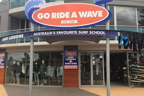 Learn To Surf At Torquay On The Great Ocean Road - QLD Tourism 1