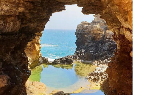 Great Ocean Road Coastline Tour From Warrnambool - QLD Tourism 0