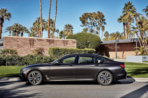 BMW Car Melbourne Airport To CBD - QLD Tourism 2