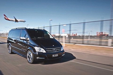 Melbourne Airport Transfer (DEPARTURE) - QLD Tourism 0