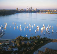 Swan River - Queensland Tourism