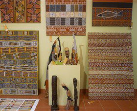 Acacia Hills NT QLD Tourism