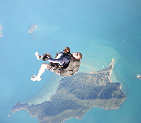 Jump The Beach Cairns - Queensland Tourism 3