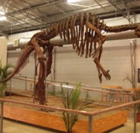 Australia's Dinosaur Trail - Queensland Tourism