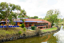 Anglers Tavern - Queensland Tourism 0