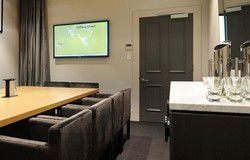 Stirling Hotel - Queensland Tourism 0