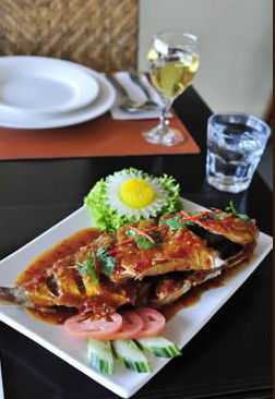 Siam Sunset Thai Restaurant - Queensland Tourism 1