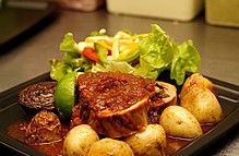 La Quinta Mexican Cafe Y Bar - Queensland Tourism 1
