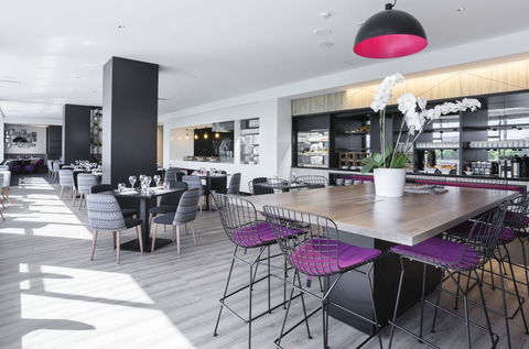 MRepublic Restaurant, Bar And Lounge - Queensland Tourism 0