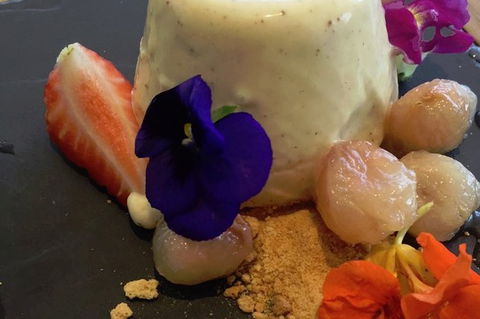 MRepublic Restaurant, Bar And Lounge - Queensland Tourism 2