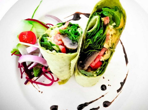 Sunset Bar & Grill - Queensland Tourism 1