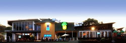 The Pineapple Hotel - Queensland Tourism 0