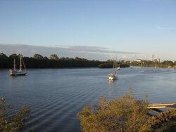 Spinnaker Restaurant And Bar - Queensland Tourism 1