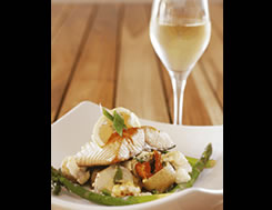 Grosvenor Hotel - QLD Tourism 3