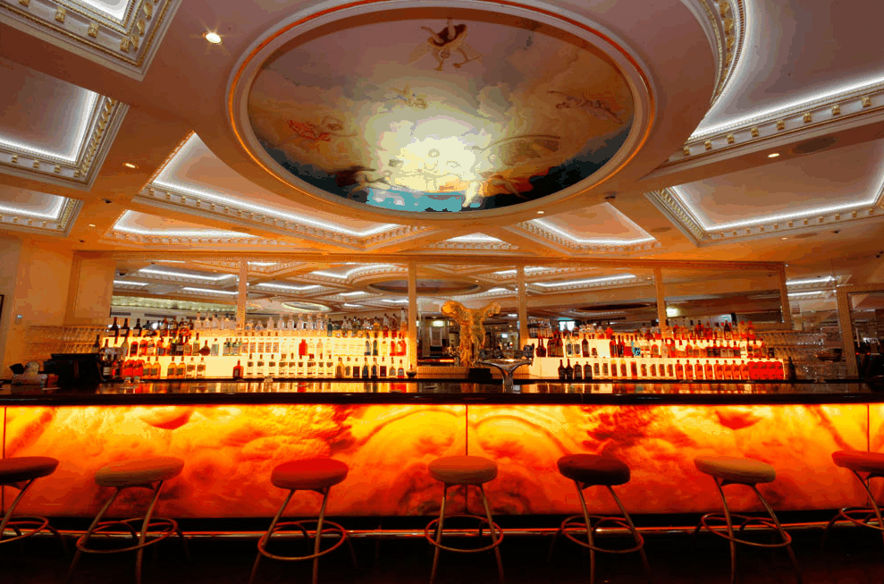 Melbas On The Park - Queensland Tourism 2