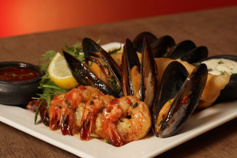 The Fox Hotel - Queensland Tourism 1