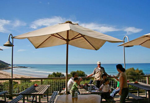 Peterborough VIC QLD Tourism