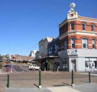 Robin Hood Hotel - Queensland Tourism
