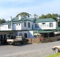 Robin Hood Hotel - QLD Tourism